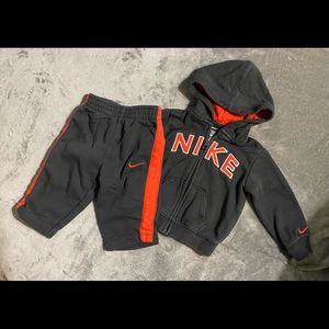 6-9M Nike 2pc set